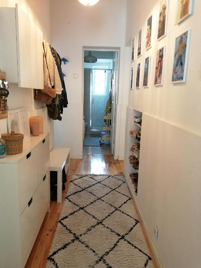Apartamento Encantador Com Patio Lisabona Exterior foto
